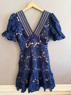 Adelyn Rae Navy Floral A-Line Lace V-Neck Mini Dress